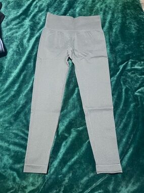 Girls' Seamless High-Waist Leggings in Light Gray